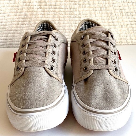 SOLD Vans Unisex 8M 9.5W Low Top Sneakers Grey - Picture 2 of 8